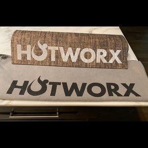 HotWorx Mat & towel